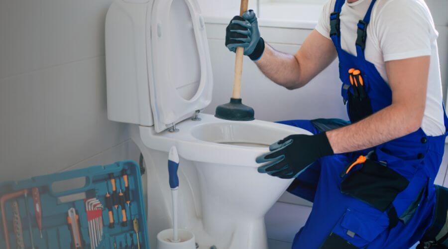 Expert burst pipe repair services in Bloxom, VA